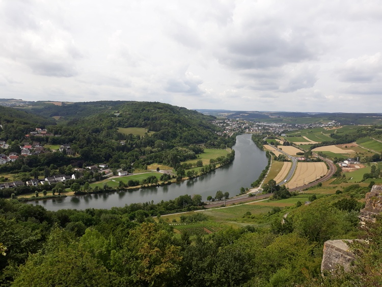 Blick vomGrutenhäuschen auf die Mosel