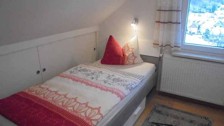 Einzelbettzimmer