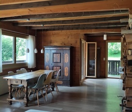 Chalet Les Prés-d'Orvin