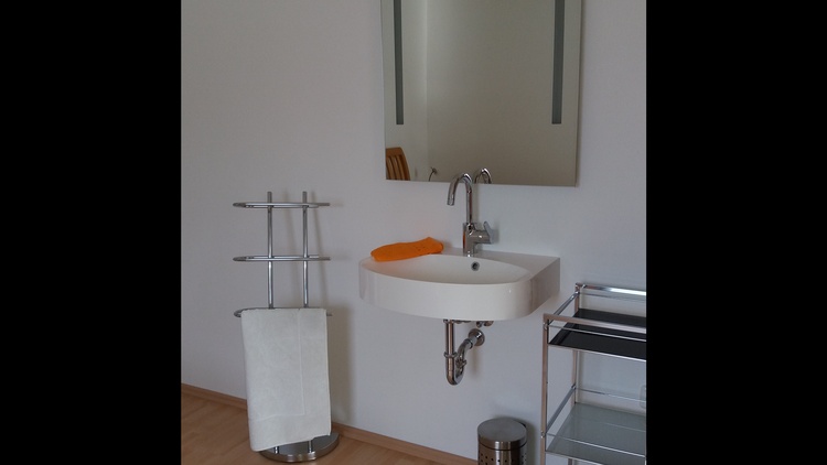 Waschgelegenheit Schlafzimmer 1