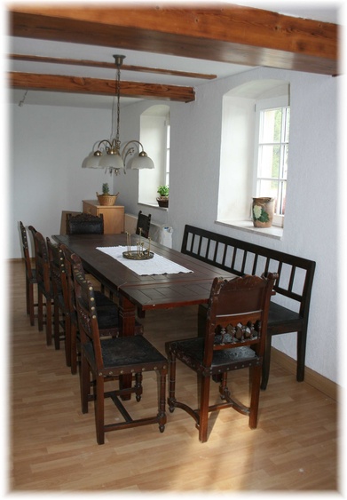 Essplatz für bis zu 20 Personen