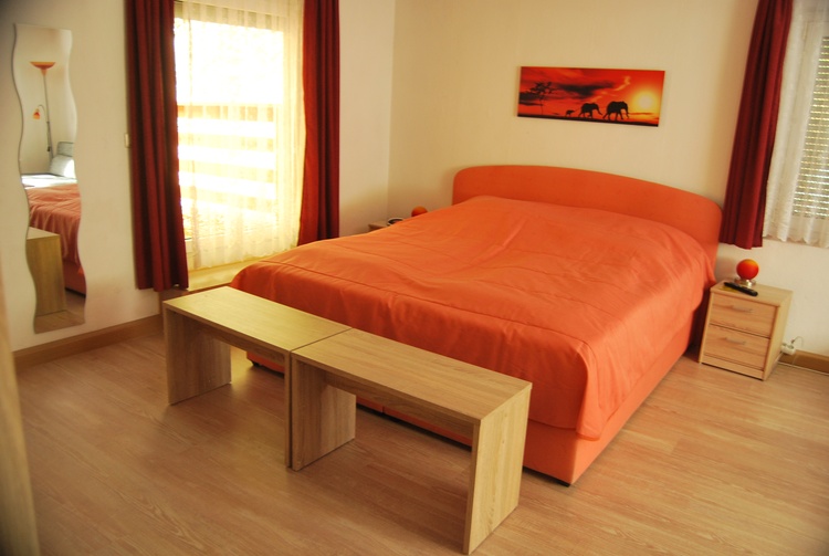 Schlafzimmer OG