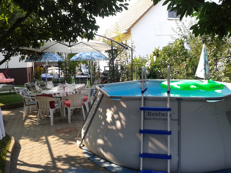 Ferienhaus Balatonlelle Plattensee Balaton Somogy Familienfreundliches Ferienhaus Mit Pool Klimaanlage W Lan Ferienwohnung Ferienhauser Ferienwohnungen Urlaub Auf Dem Bauernhof Privat
