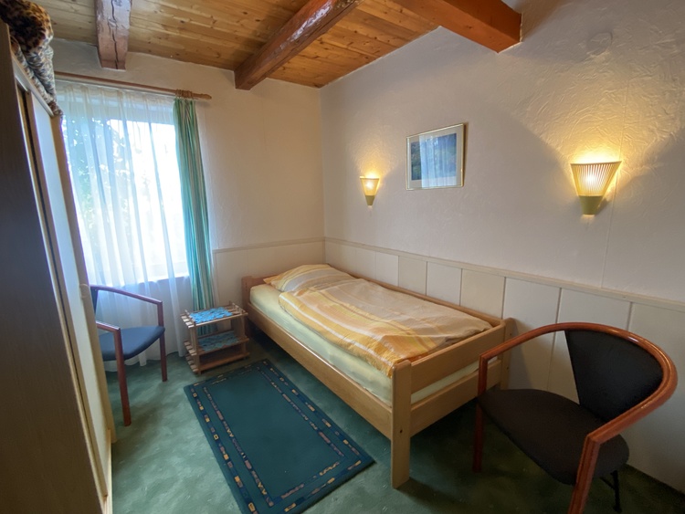 Einzelzimmer Einzelzimmer