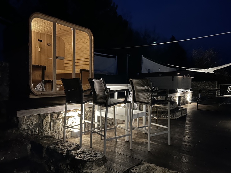 Außensauna / Outdoorsauna bei Nacht Außensauna / Outdoorsauna bei Nacht