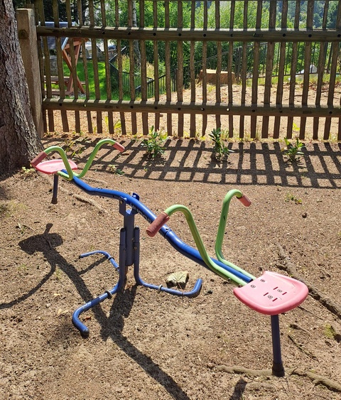 Wippe im Garten Wippe im Garten