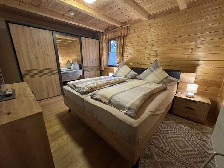 Neues Schlafzimmer 1