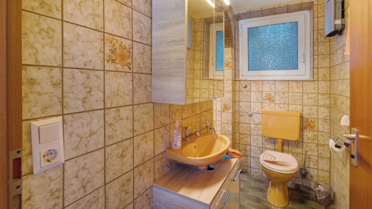Bad, Dusche u. WC