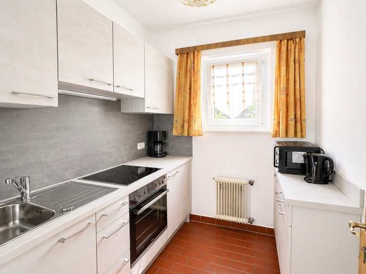 Moderne und voll ausgestattete Küche für entspanntes Kochen im Urlaub Moderne und voll ausgestattete Küche für entspanntes Kochen im Urlaub
